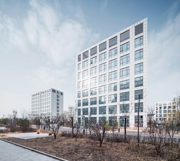 建筑\山西朔州總部基地方案設(shè)計(jì)(圖10) 建筑\山西朔州總部基地方案設(shè)計(jì)(圖10)